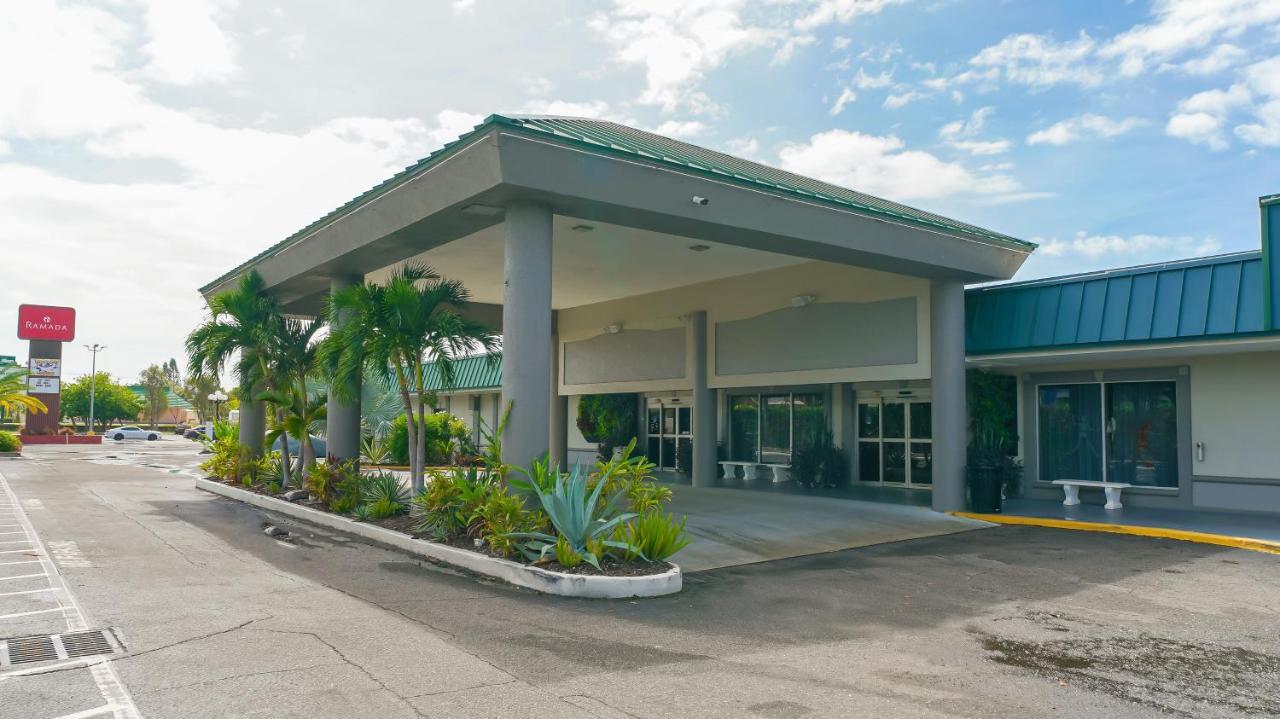 Sarasota Cay Club #612 - Heated Pool, Bunk Beds, Huge Tv, Tiki Bar, More! South Bradenton Dış mekan fotoğraf